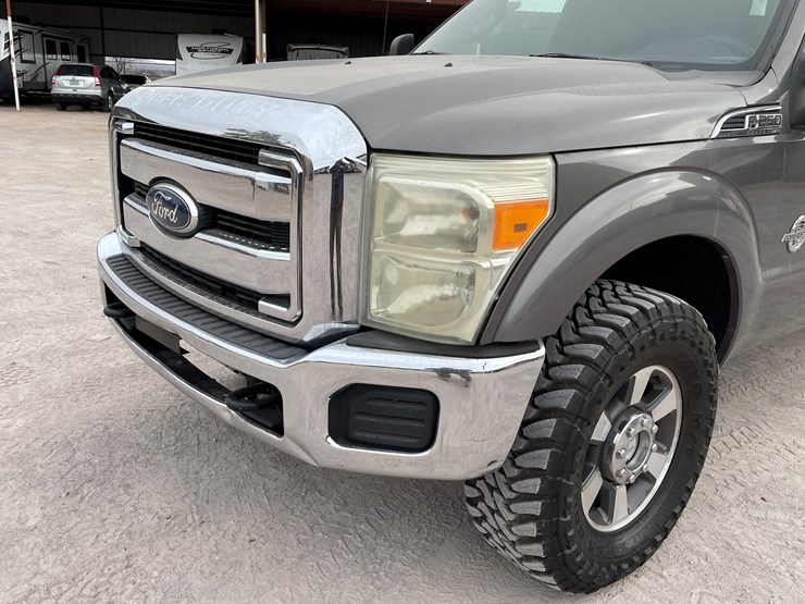2011-ford-f250-lariat-image-19