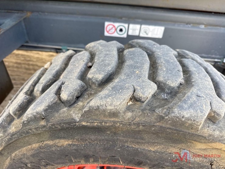 2016-skyjack-sj8841rt-image-11