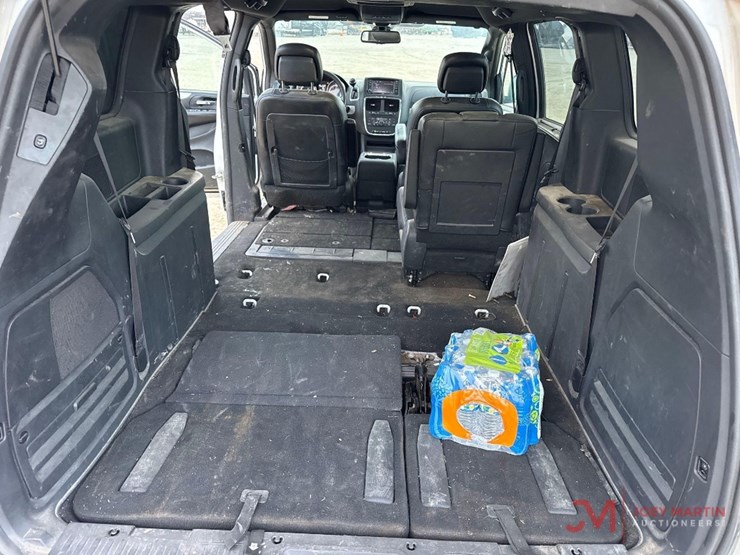 2019-dodge-grand-caravan-image-11