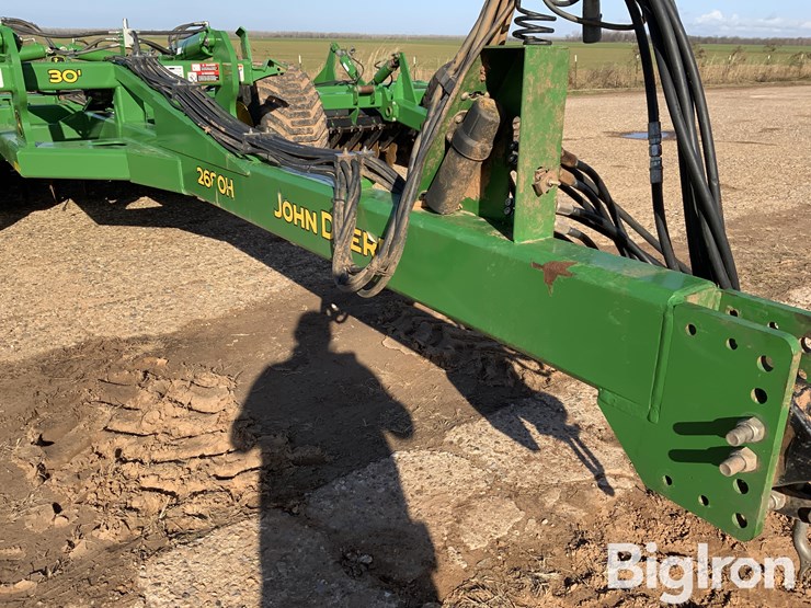 2021-john-deere-2680h-image-11