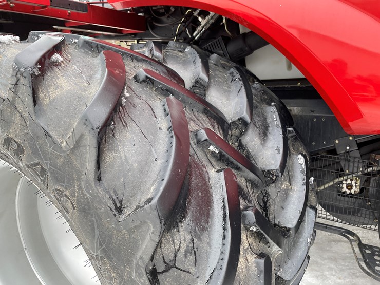 2017-case-ih-7240-image-19