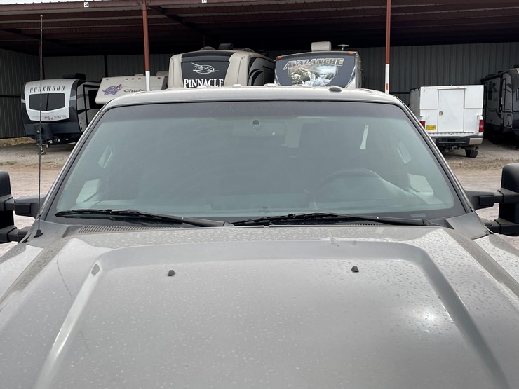 2011-ford-f250-lariat-image-22