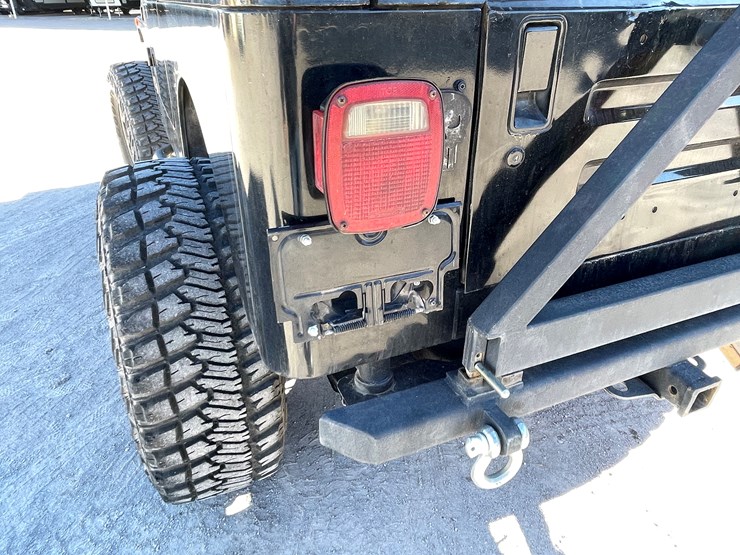 1995-jeep-wrangler-image-91