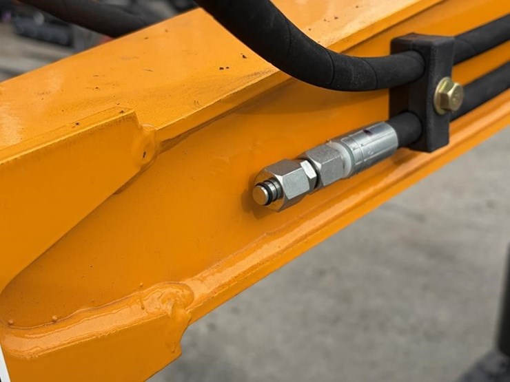 2025-vicsec-vc13-excavator-image-13