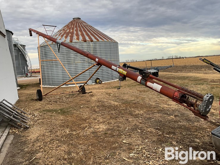 hutchinson-auger-image-1