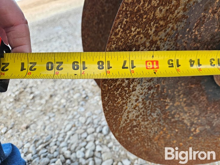 2014-trac-packer-front-mount-pivot-track-closer-image-18