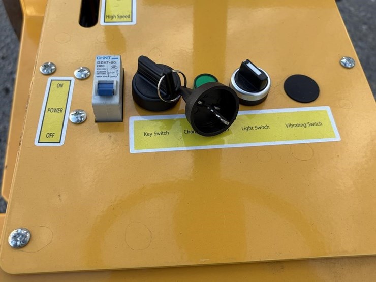 2025-sdlool-sl850-roller-image-19