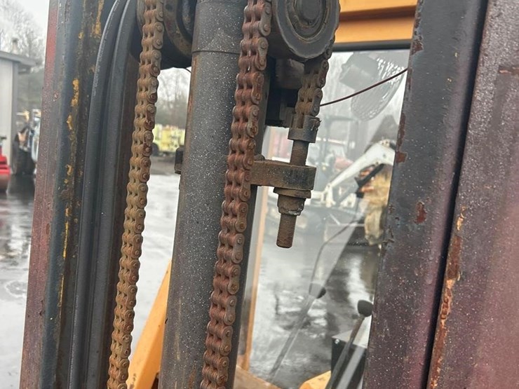 hyster-diesel-forklift-1192-image-10