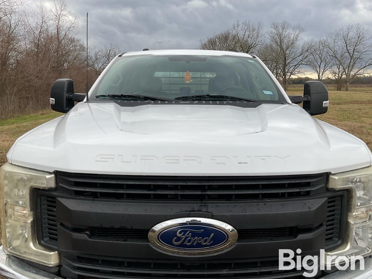 2017-ford-f250-xl-image-15