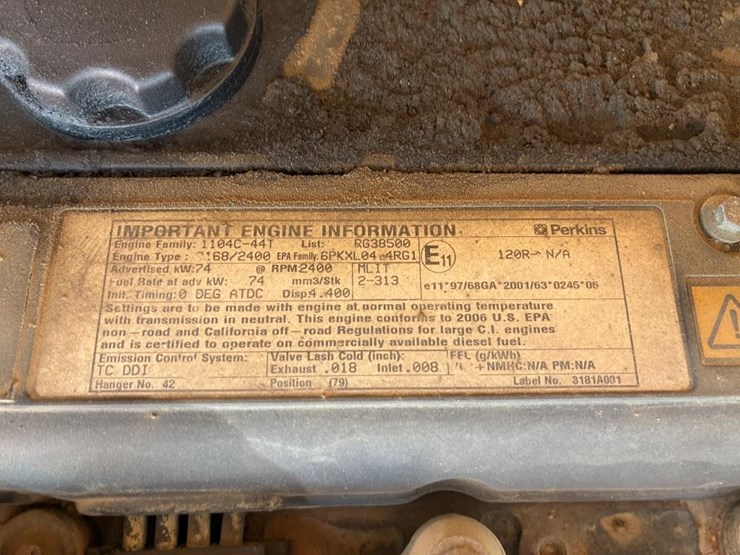 2006-jlg-g9-43a-image-17