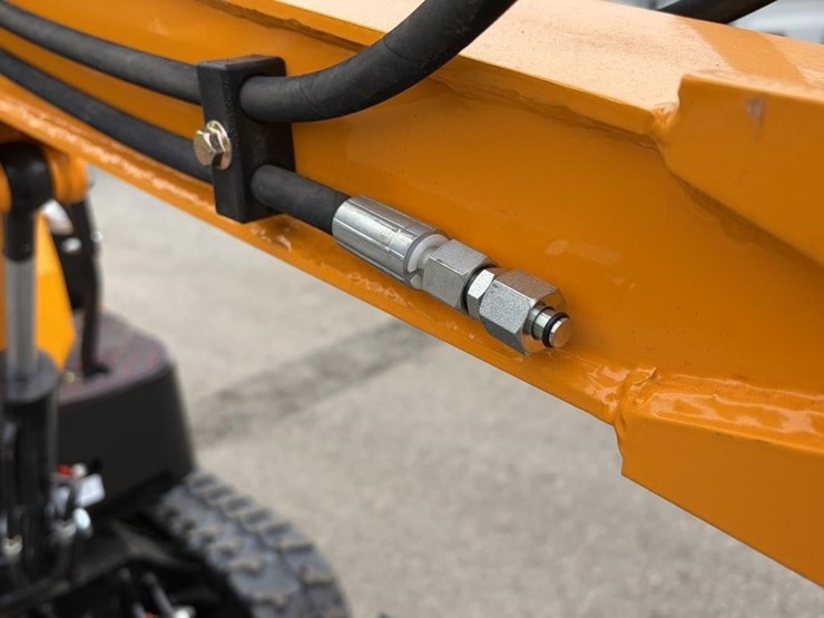 2025-vicsec-vc13-excavator-image-12