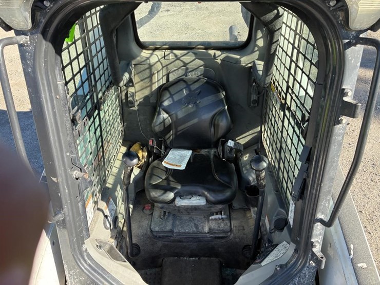 2018-bobcat-s650-image-12