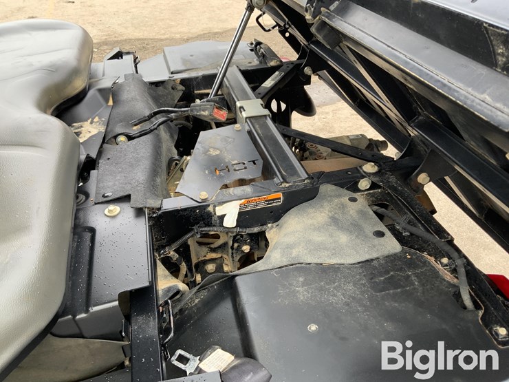 2023-kubota-rtvx1140-image-15