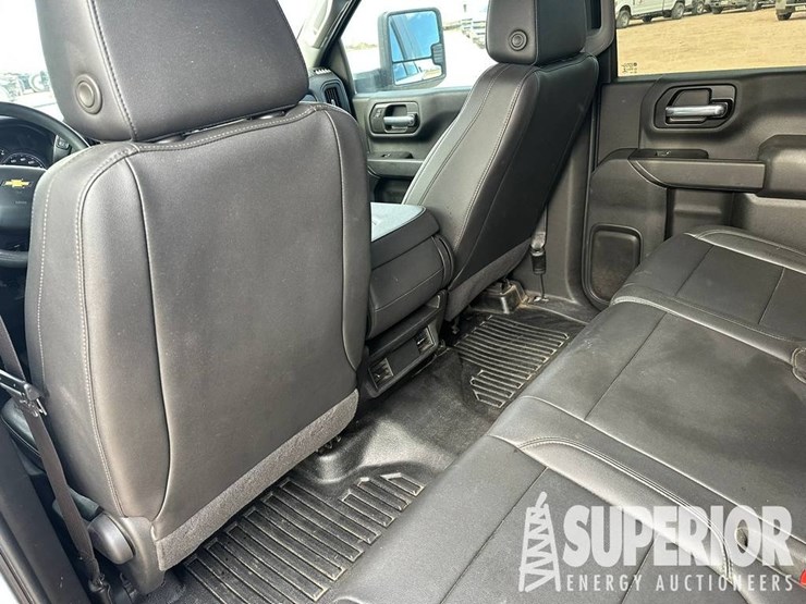 2021-chevrolet-2500-image-4