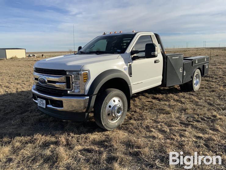 2019-ford-f550-xl-image-1