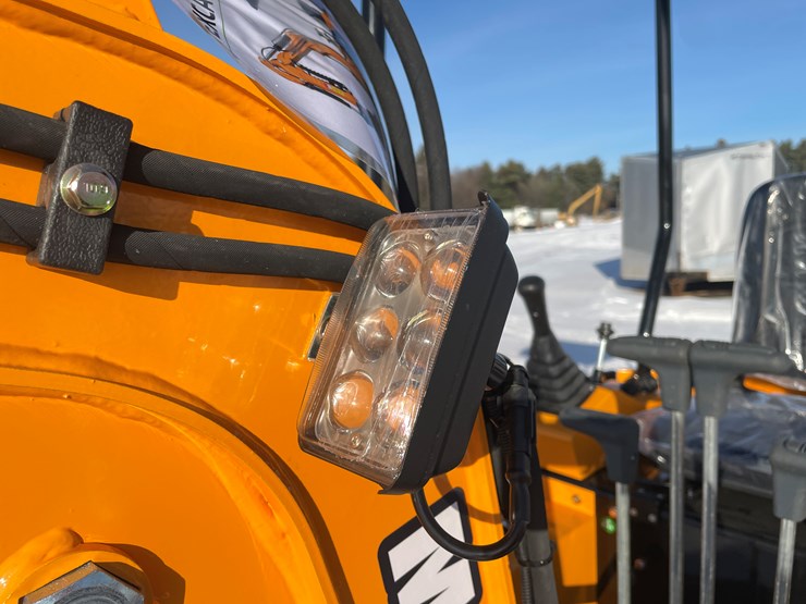 #132-•-miva-va13-mini-excavator-(mosinee,-wi)-image-25