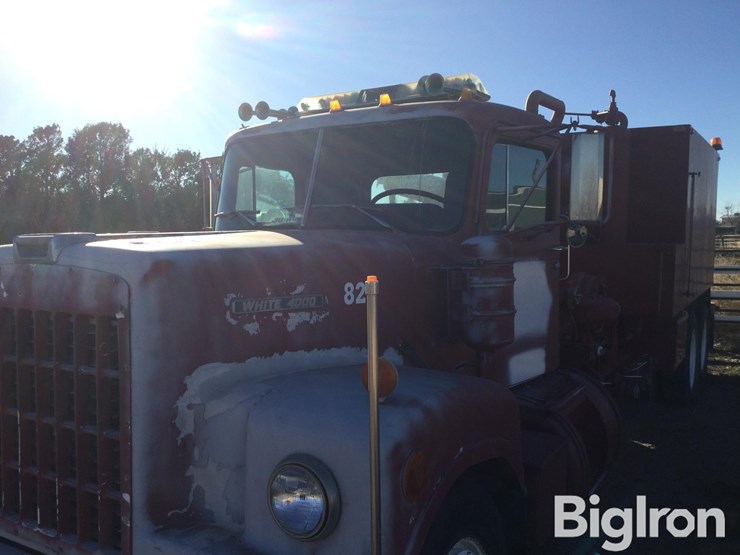 1970-white-4000-image-17