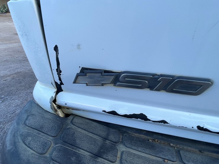 2002-chevrolet-s10-image-128