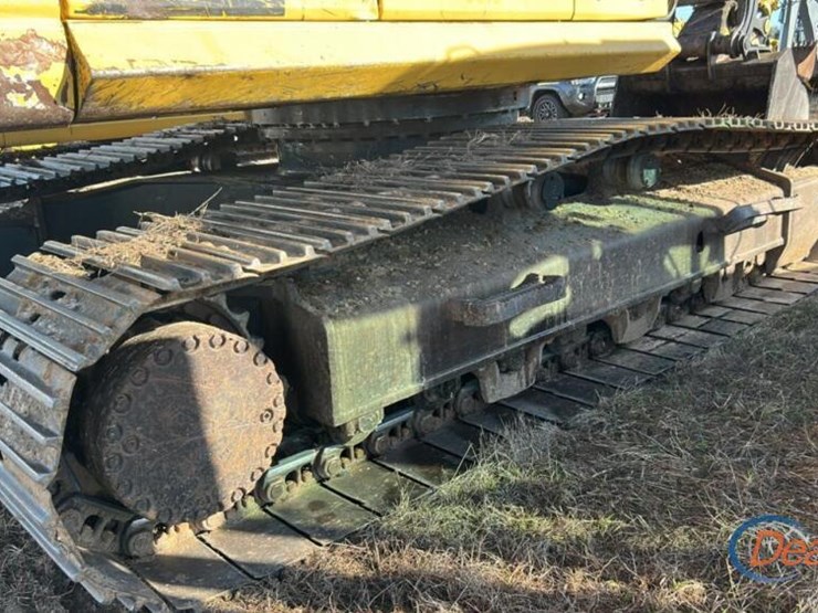 komatsu-pc270-lc-image-6