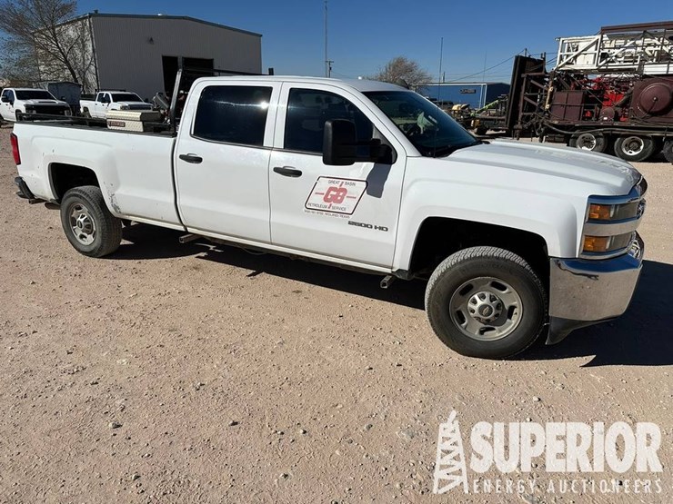 2019-chevrolet-2500-image-8