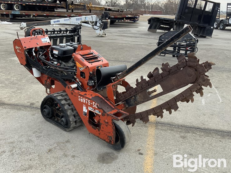 2012-ditch-witch-rt12-image-3