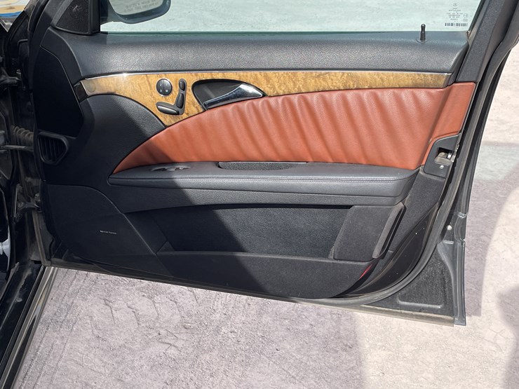 #103-•-2007-mercedes-benz-e-class-550-(nm-title-in-delay)-image-56