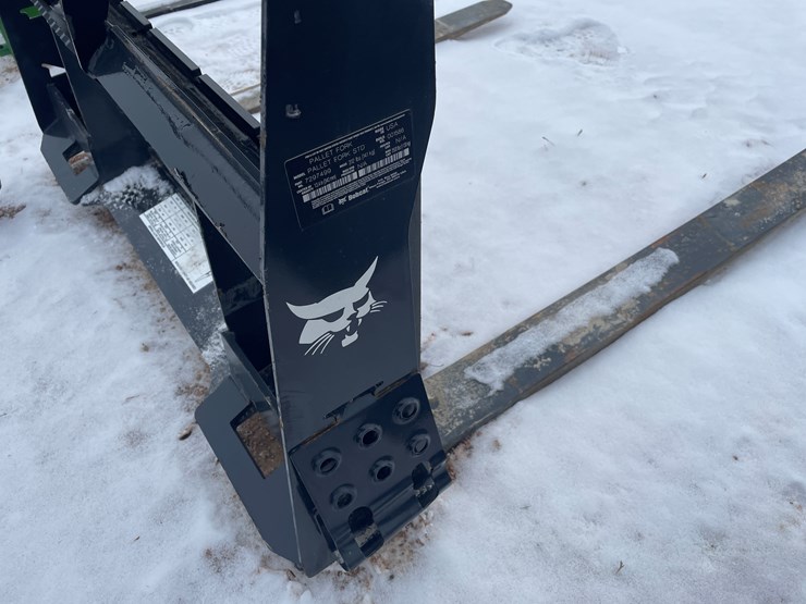 bobcat-pallet-fork-image-7