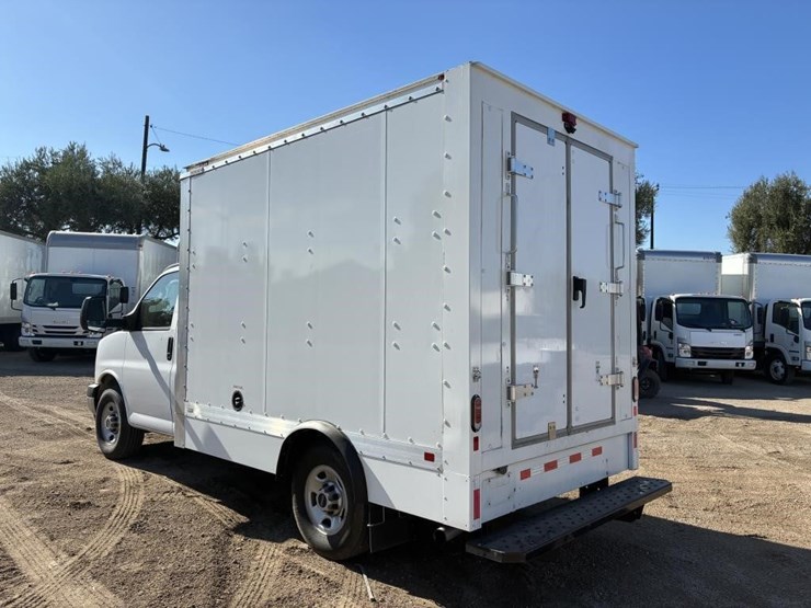 2023-gmc-3500-image-4