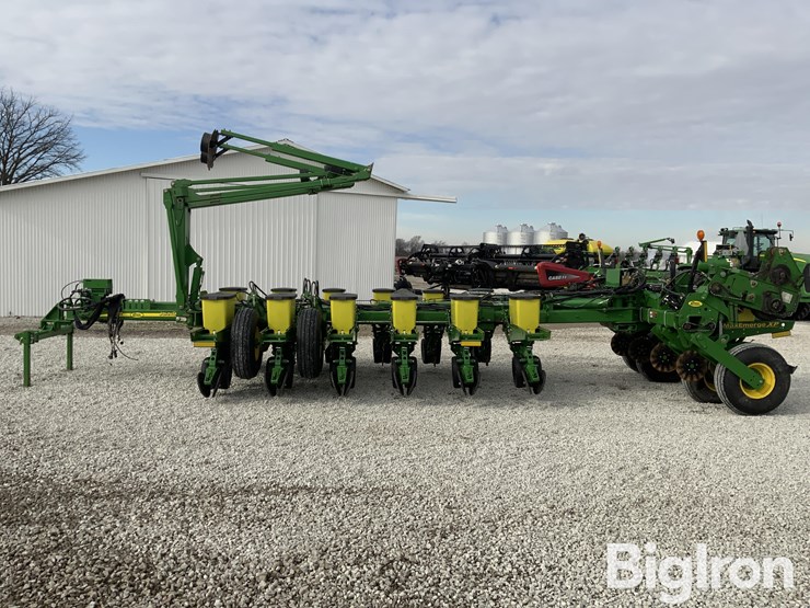 2013-john-deere-1770nt-image-8