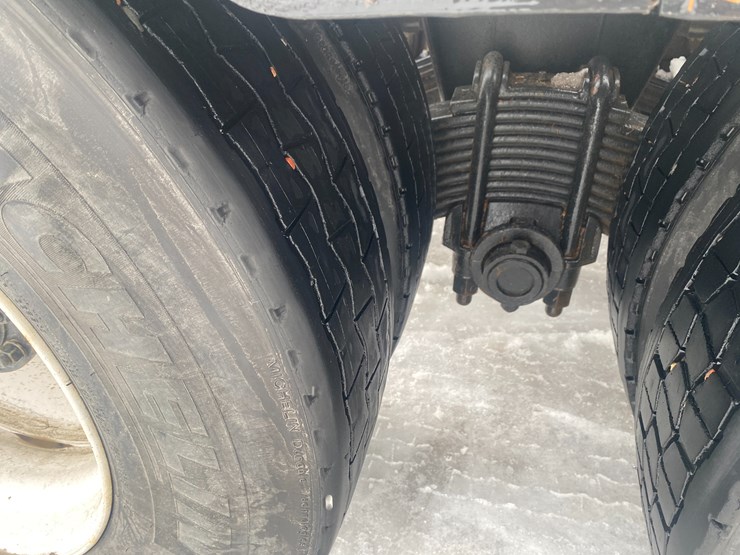 #302-•-2009-mack-gu713-semi-tractor-(has-wi-title)-(mosinee,-wi)-image-52