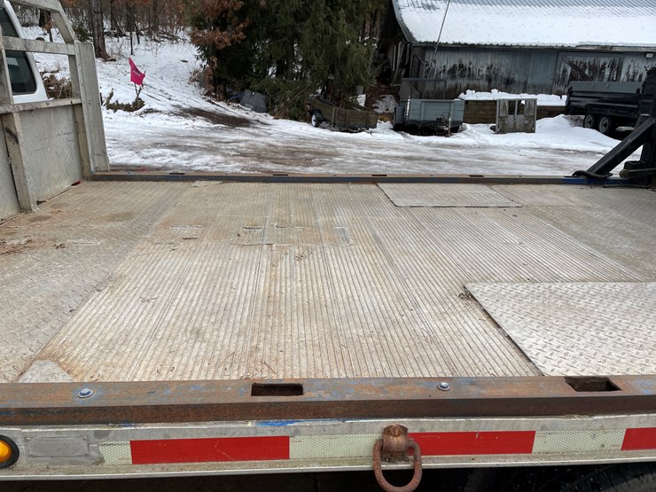 #350-•-12'-aluminum-flatbed-with-tommy-lift-gate-(custer,wi)-image-3
