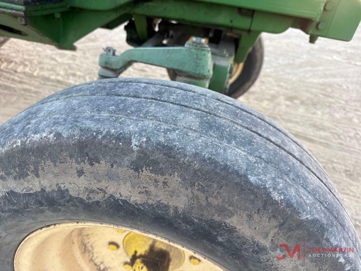 john-deere-4440-image-15