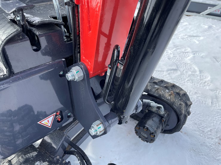 #150-•-2025-agt-mx15rx-mini-excavator-(mosinee,-wi)-image-31