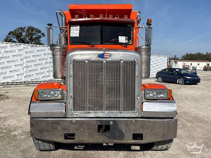 2000-peterbilt-378-image-44