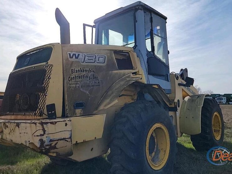 new-holland-w130-image-3