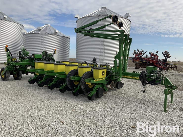 2013-john-deere-1770nt-image-3