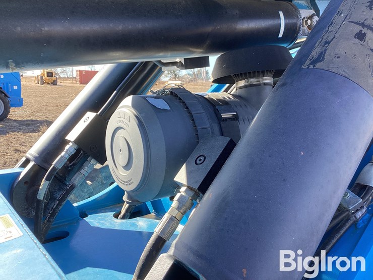 2013-genie-gth1056-image-9