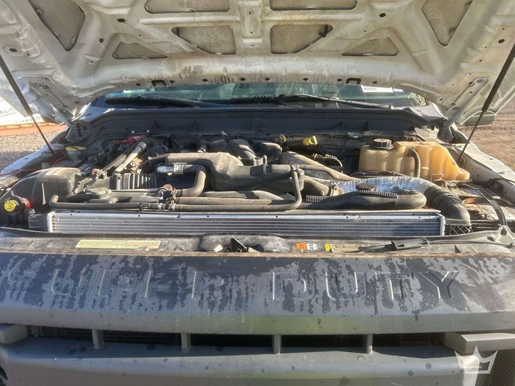 2012-ford-f550-image-21