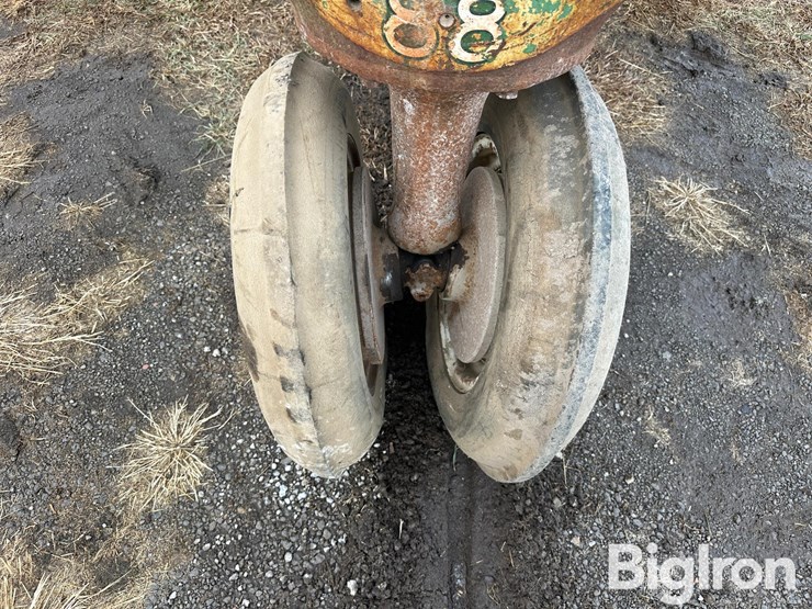 1953-oliver-88-image-15