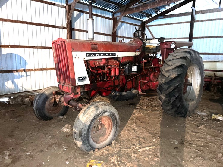 #214-•-1968-farmall-806d-tractor-(rib-lake,-wi)-image-1