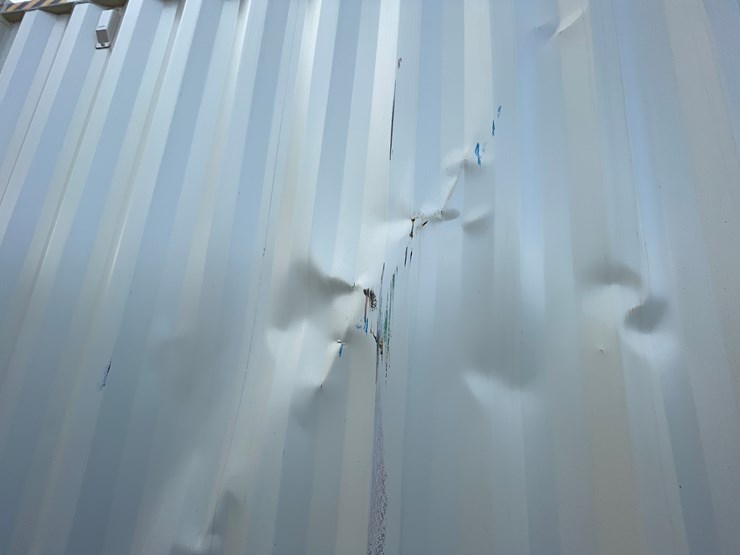 #200c-•-40'-container-image-22