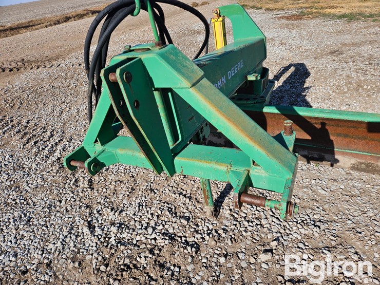 john-deere-155-image-11
