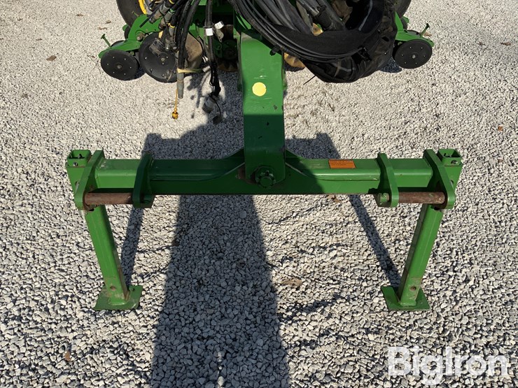 2010-john-deere-1790-ccs-image-9