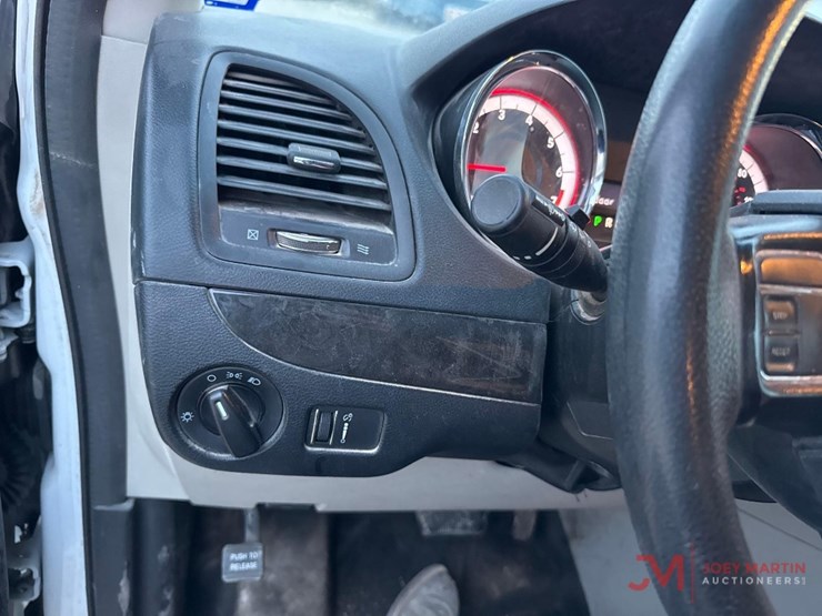 2019-dodge-grand-caravan-image-25