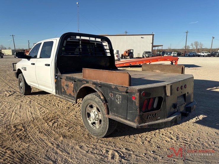 2017-dodge-2500-image-3