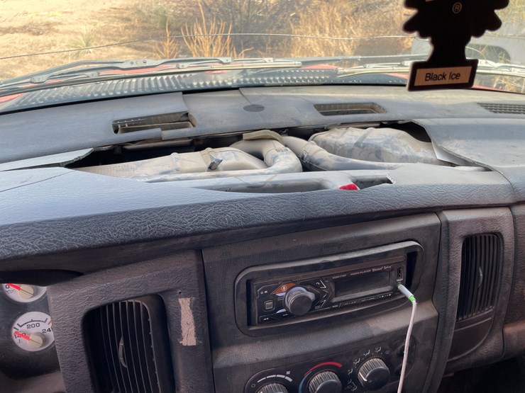 2004-dodge-3500-image-12