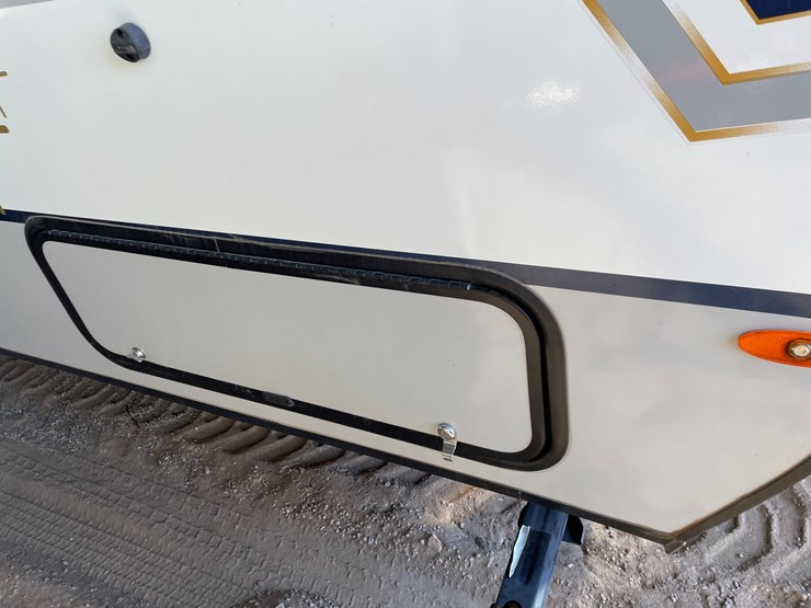 #149-•-2024-r-pod-trailer-(nm-title)-image-16