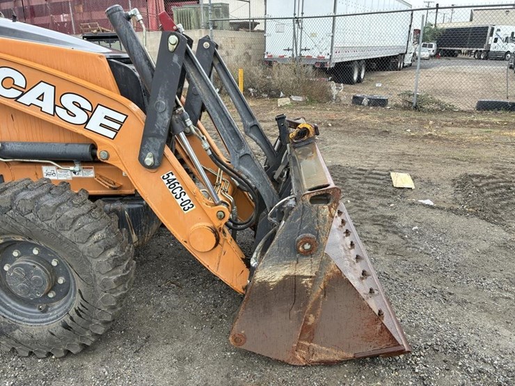 2019-case-580sn-image-6