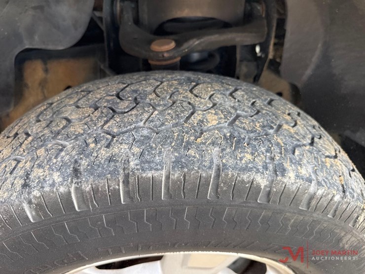 2014-ford-f150-xlt-image-12