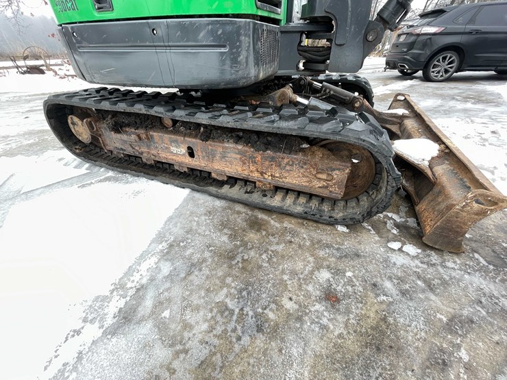 2014-bobcat-e85-image-52